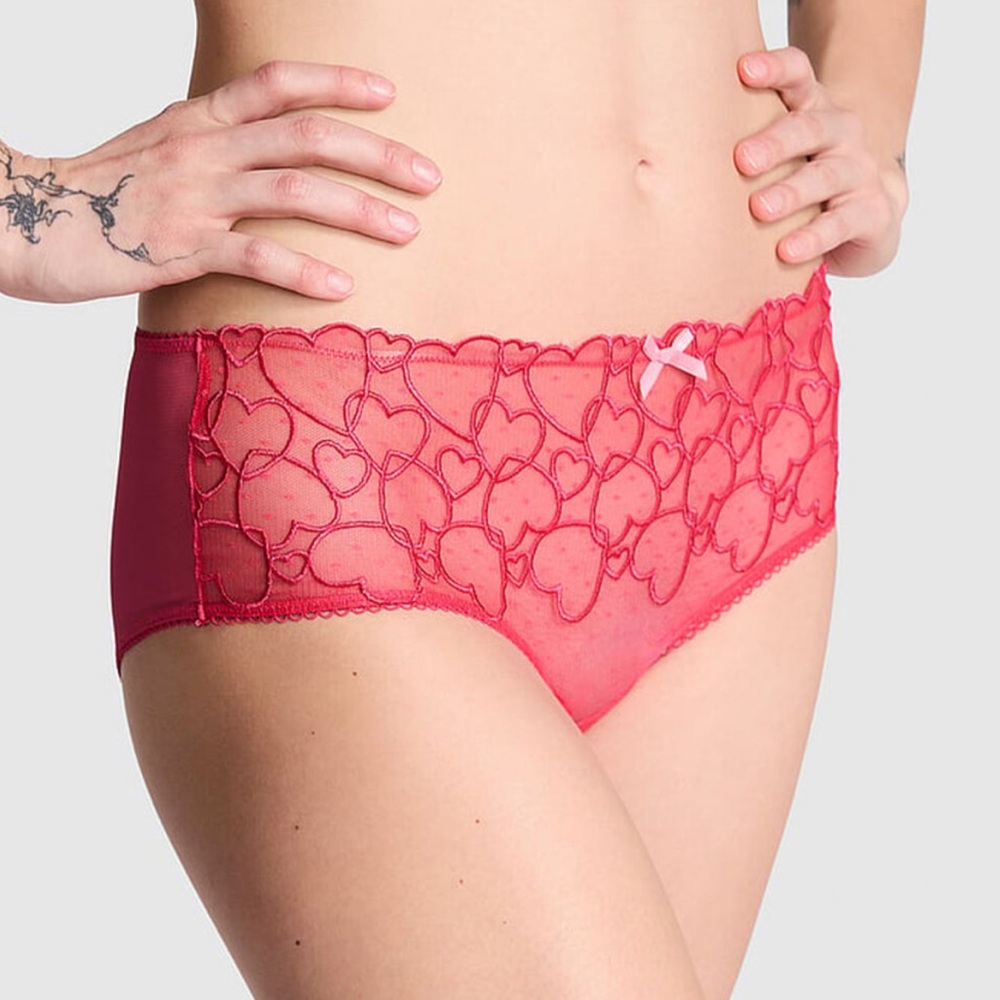 🩷PINK Victoria's Secret Heart Lace sheer panty